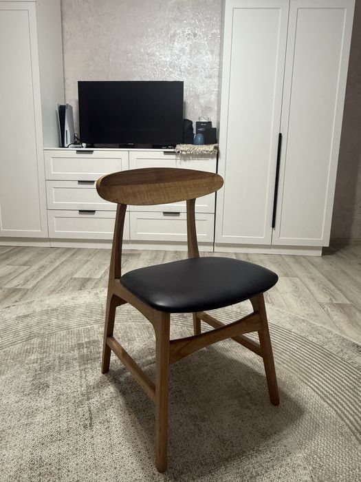 Стулья для гостинной и кухни