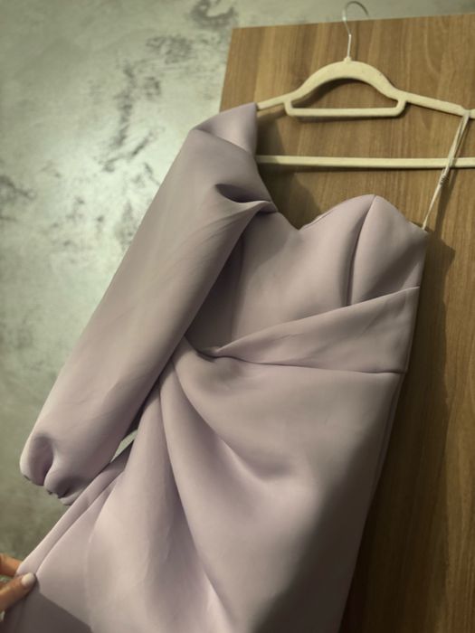 Рокля цвят люляк Asos Design