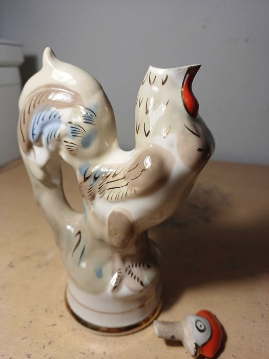 Украински порцелан. Сувенир от бутилка петел