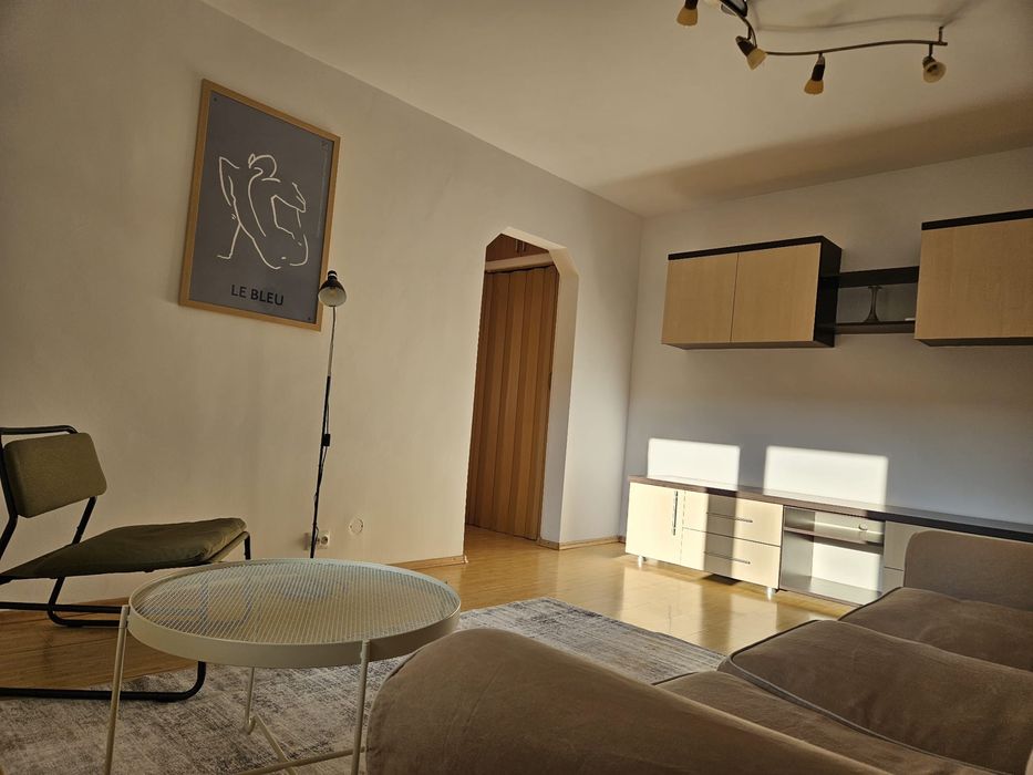Închriez ap. 2 camere Micalaca, zona Miorița