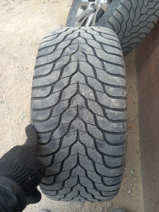 Шины и диски 18 размер хайлюкстен тускен