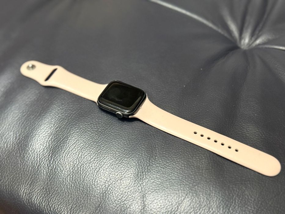 Apple wach- ceas inteligjent