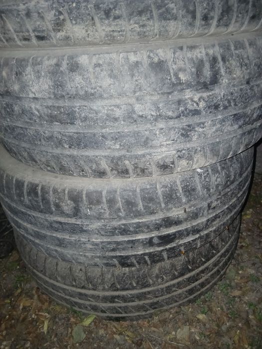Продам резину бу 185