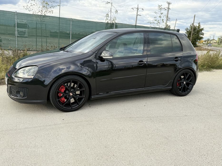 Vand Golf 5 GTI impecabil