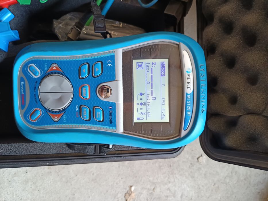 Metrel tester multifuncțional pt instalații electrice
