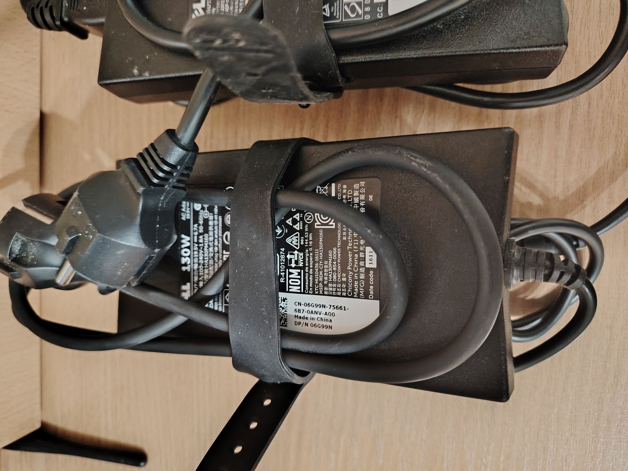 Оригинални  зарядни за лаптоп Dell  130 W