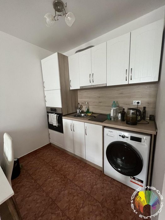 Продава се Двустаен апартамент в Бургас, Изгрев - 50 кв.м за 2400 €/кв.м - Снимка #3