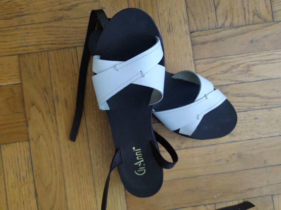 Дамски сандали Gianni