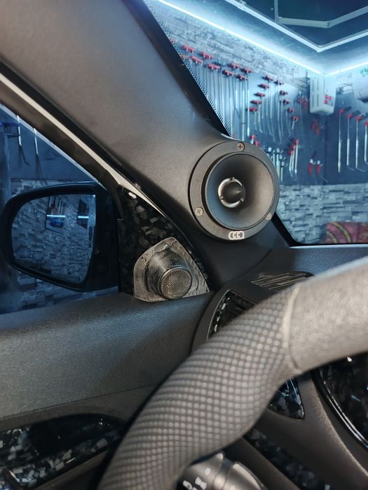 Lada vesta podium dlya pishalki gerc 3 d model