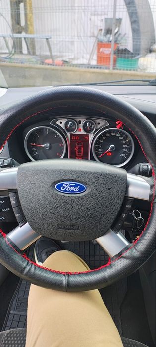 Ford Focus 2009 • 1.6 TDI • Ghia • Stare impecabilă • 181.000 km
