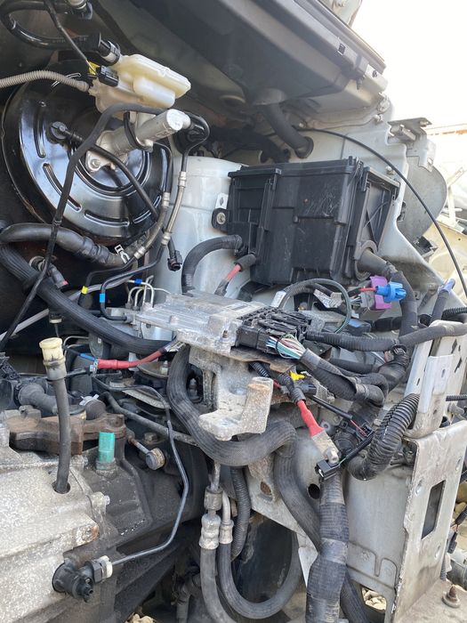 Lonjeron dreapta față, stânga față Opel Vivaro 2016