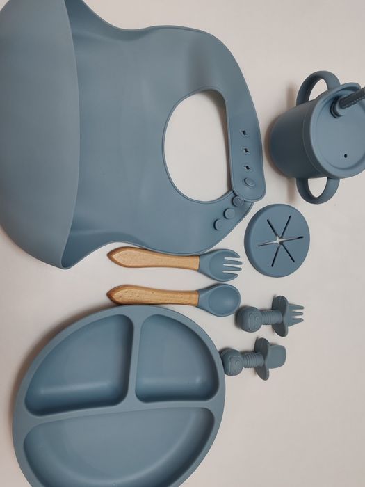 Силиконов комплект за хранене в синьо 5 части