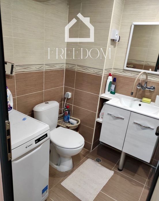 Продава се Едностаен апартамент в к.к. Св.Св. Константин и Елена - 40 кв.м за 2125 €/кв.м - Снимка #5