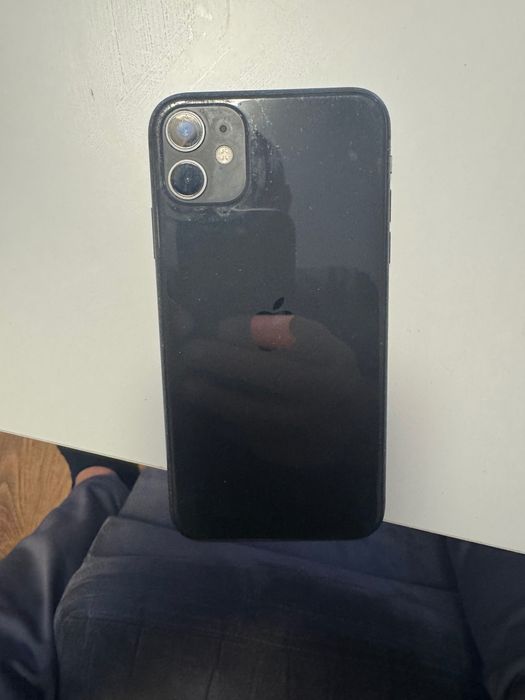 iPhone 11 без забележки