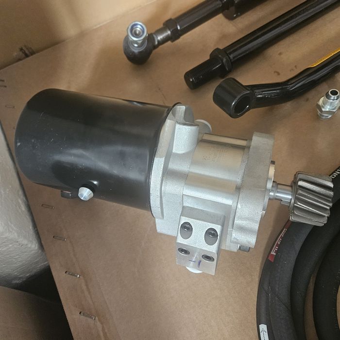 Servodirectie tractor massey ferguson