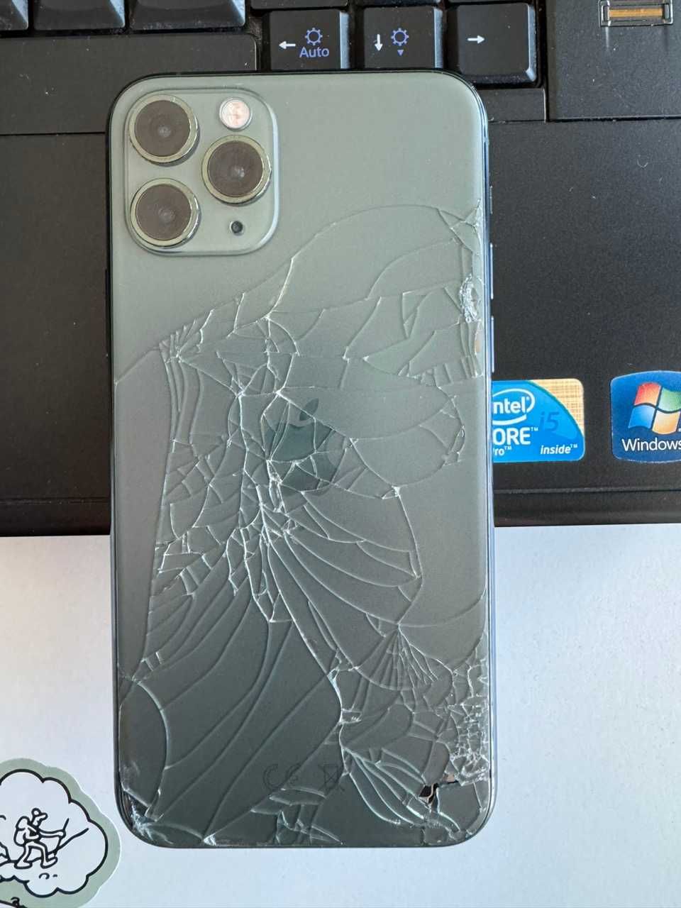 Продавам iPhone 11 Pro