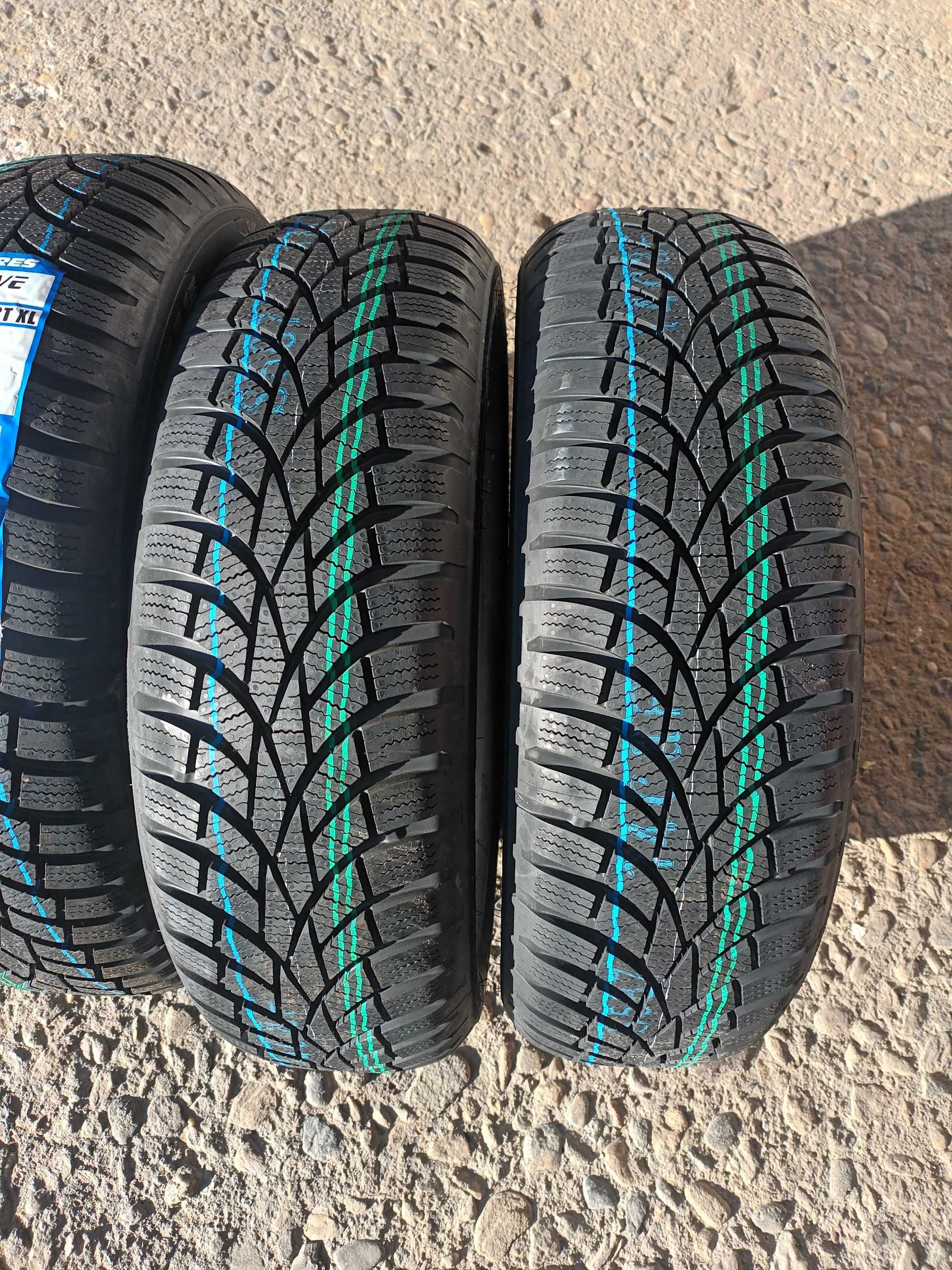 4 Нови зимни гуми 175/65 R15 Toyo Observe S944 88T M+S ExtraLoad Japan