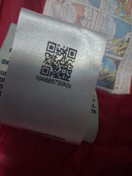 Geacă Moncler roșie