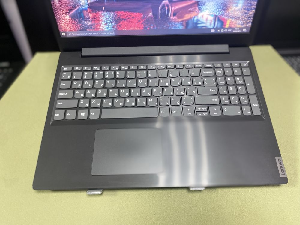 Ноутбук Lenovo | Celeron | 4 ГБ ОЗУ | HDD 1 ТБ | UHD Graphics