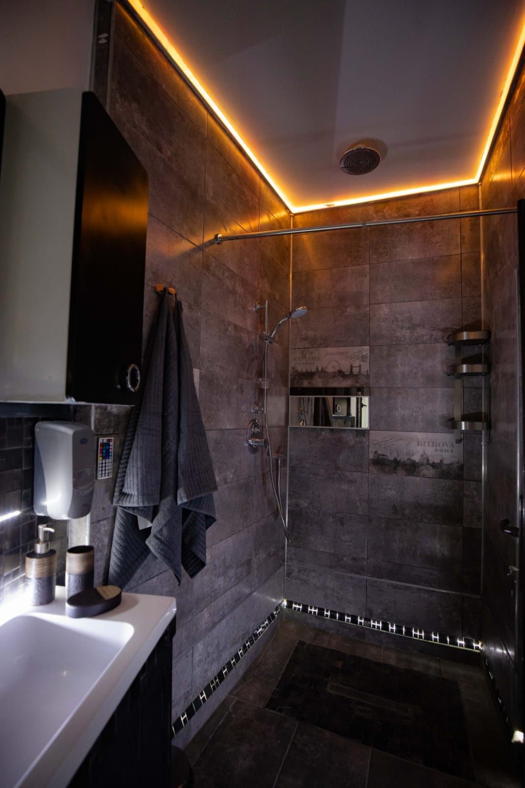 Apartament cu o cameră de inchiriat