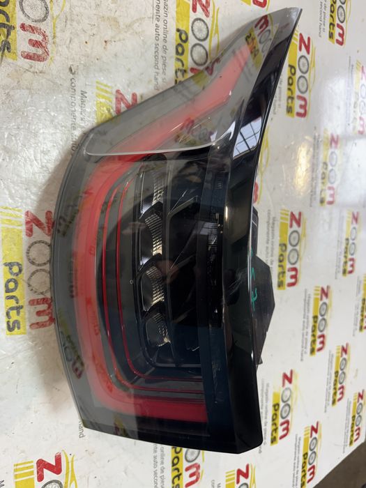 Stop lampa spate stanga pe aripa Range Rover Sport facelift 2019-2023