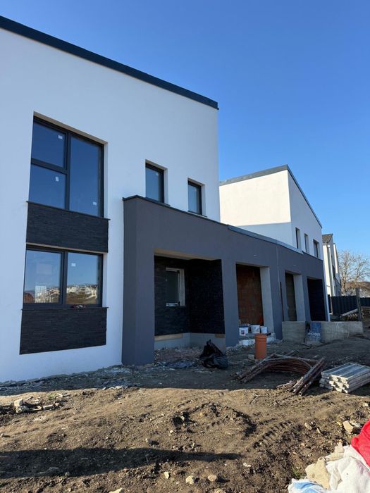 Casa cuplata in Dezmir direct de la constructor