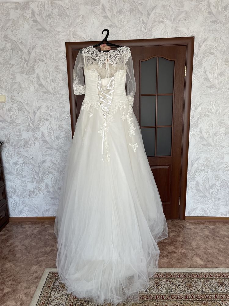 Свадебное платье 58000
