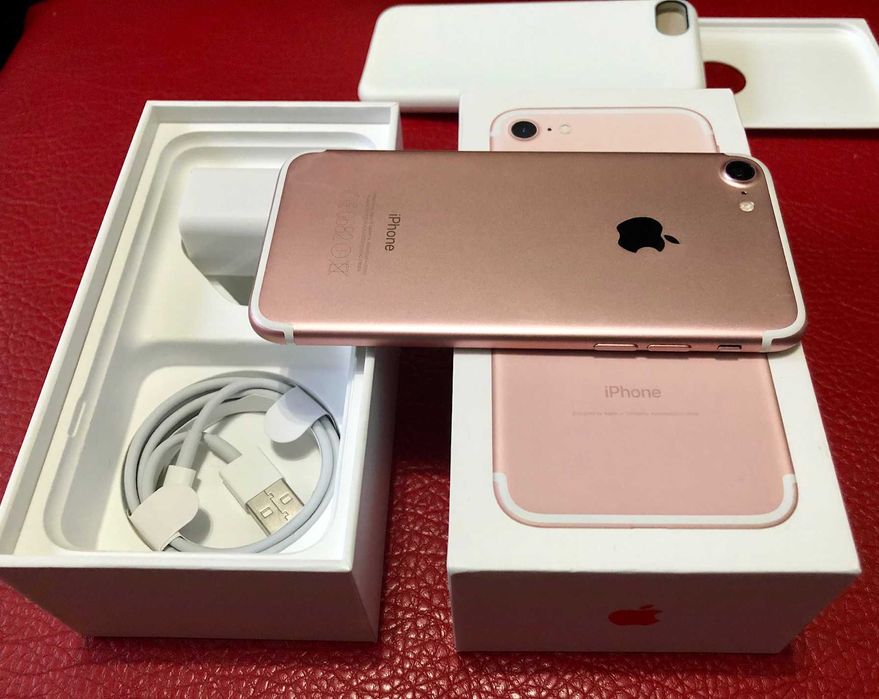 Apple iPhone 7 32Gb ROSE GOLD Фабрично отключен