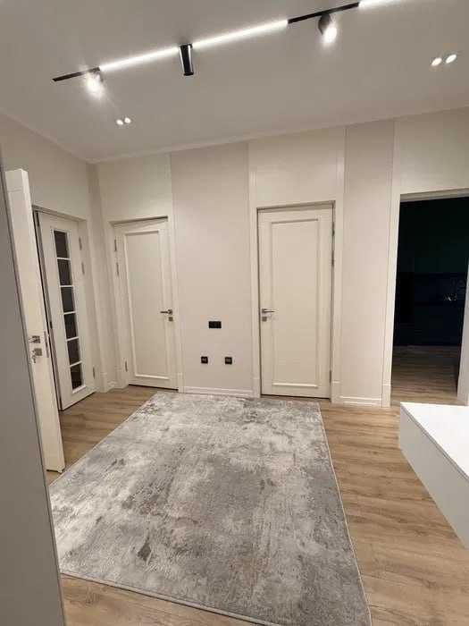 Паркентский OQ SAROY 3 комнат 110кв АРЕНДА Махтумкули ок сарой чистая