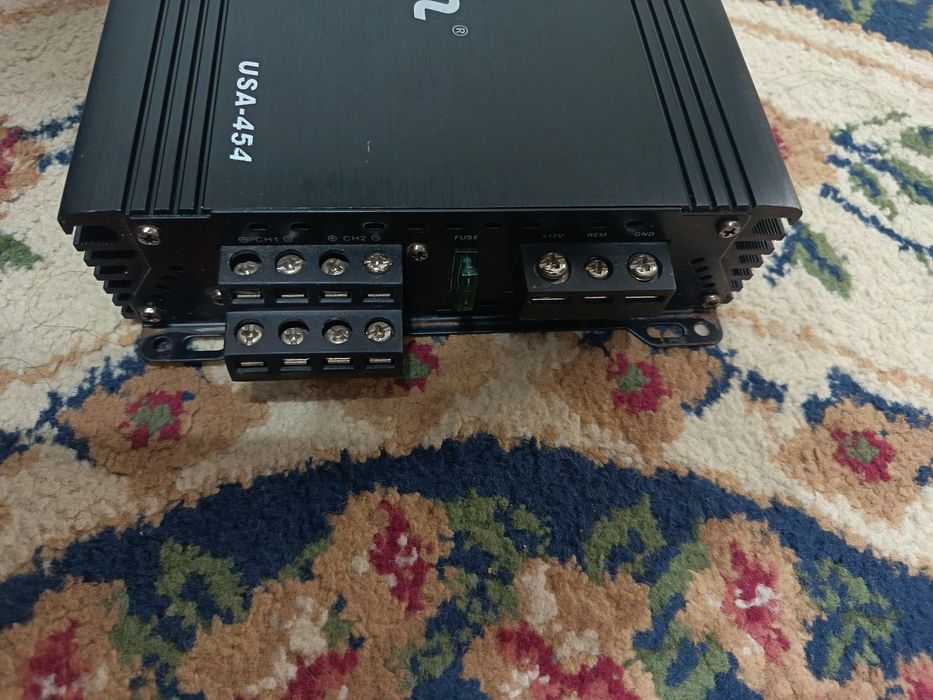 Продаётся уселител моноблок