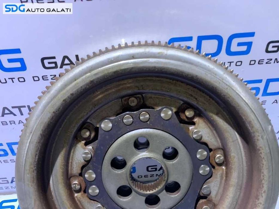 Volanta Cutie Automata DSG VW Golf 5 PLUS 2.0 TDI BKD AZV BMM 2004 - 2008 Cod 03G105266Q 03G105266AR