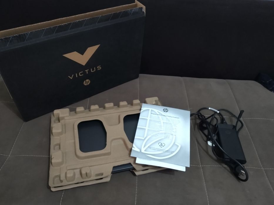 Hp Victus core i5 13420H/RTX 3050 6Gb/16 Gb ddr4 3200Mhz /512Gb ssd