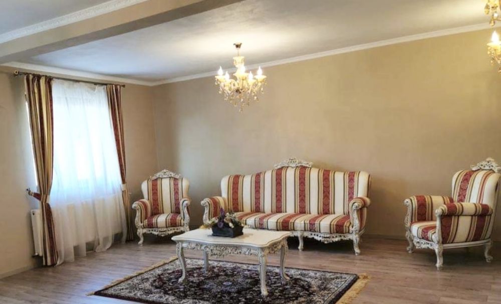 Set living Baroc lemn masiv ! Tapițerie elegantă !