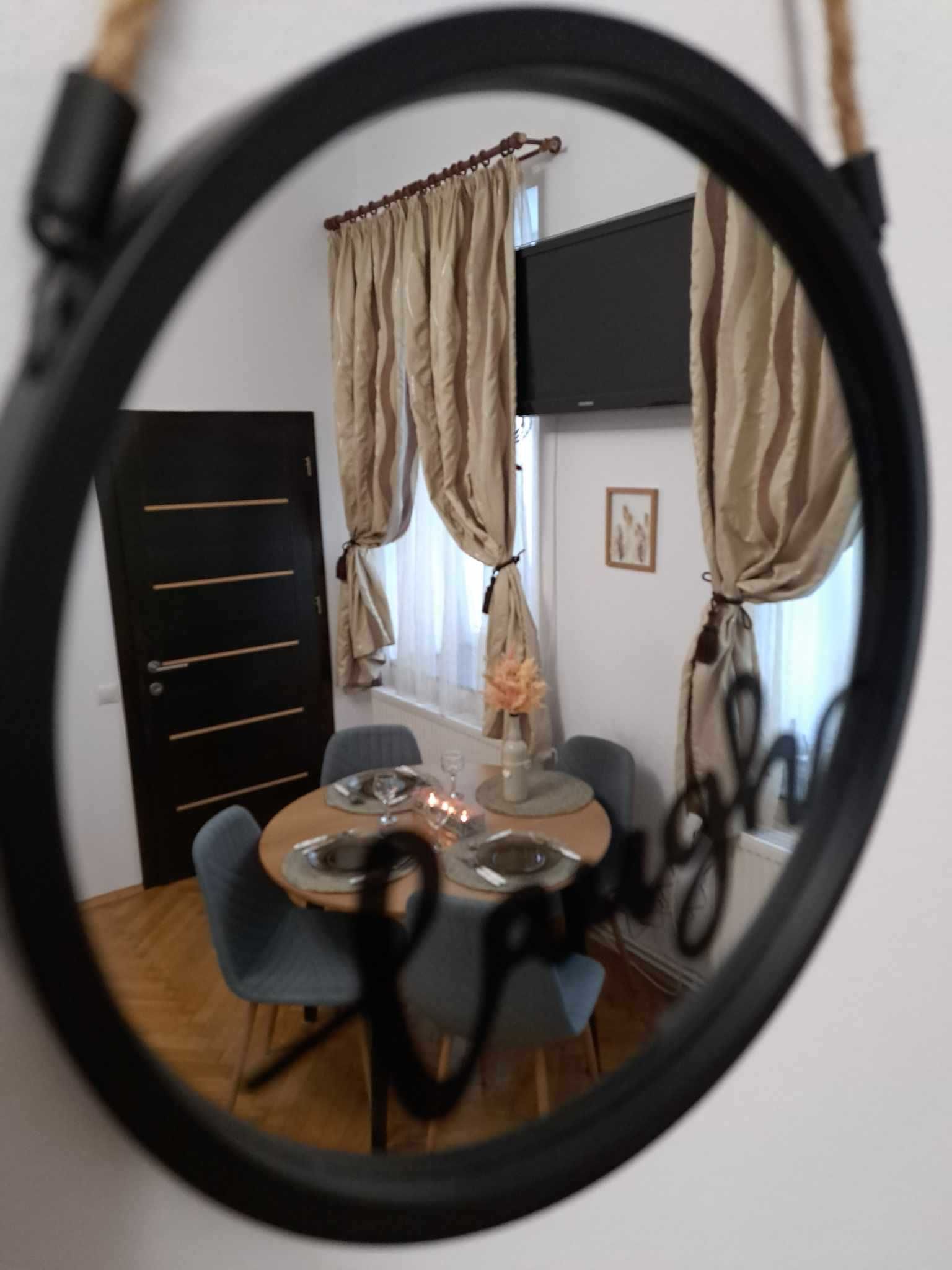 Apartament de vânzare în Centrul Vechi Brașov - Afacere la Cheie!