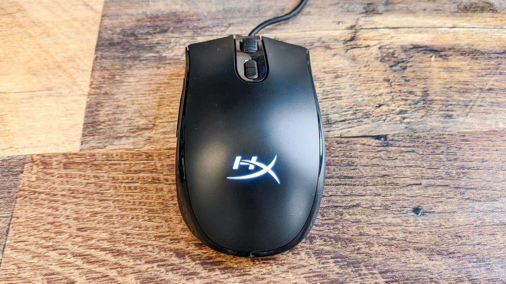 Laptop Gaming HP Victus 16-d1011nq cu suport racire si mouse gaming