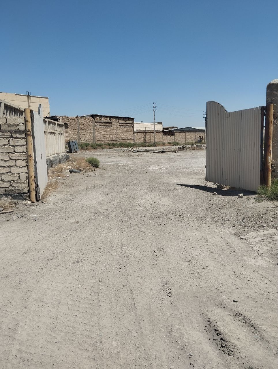 Buxoro shahrida 1.5 gektarli yer maydoni ijaraga beriladi