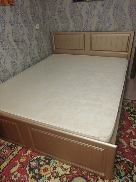Продам кровать 160х200