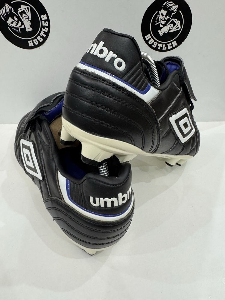Бутонки UMBRO SPECIAL .Номер 42.5