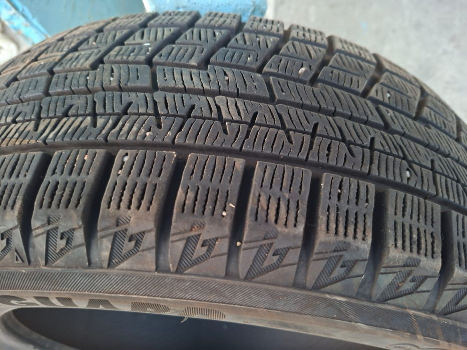 Yokohama зимний резина R16