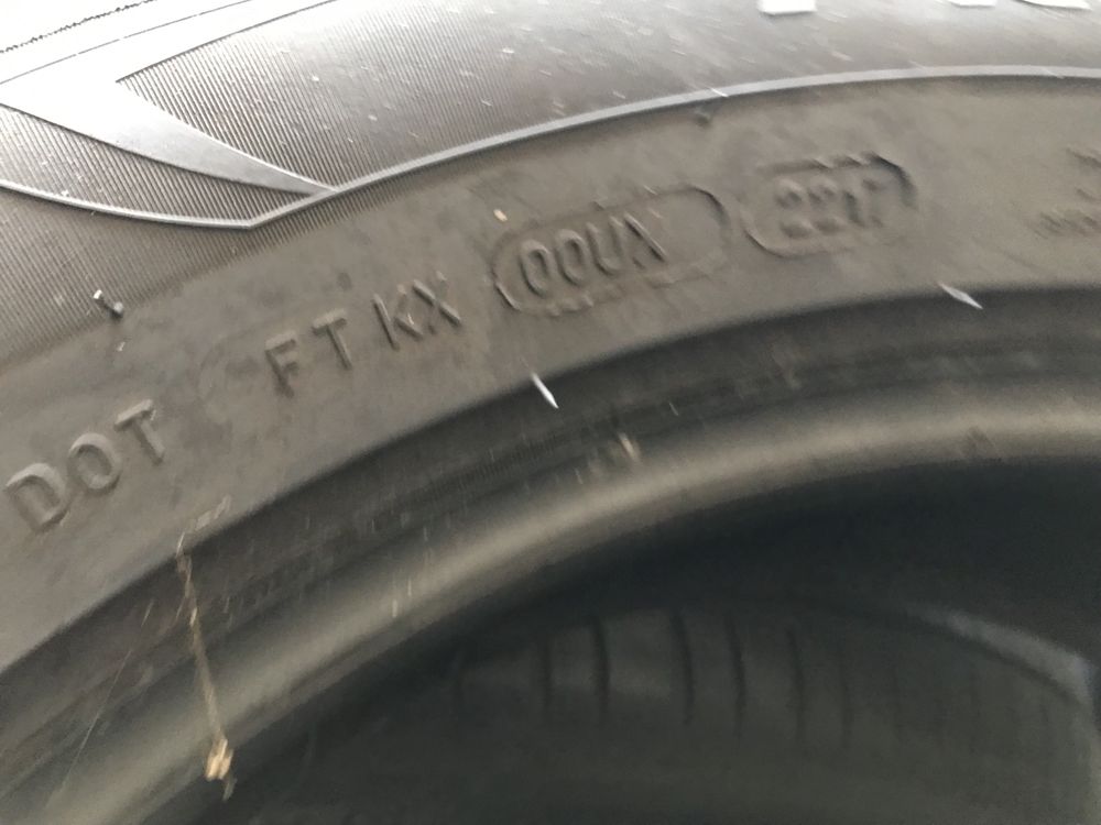 Летни гуми 4бр.215/60R17