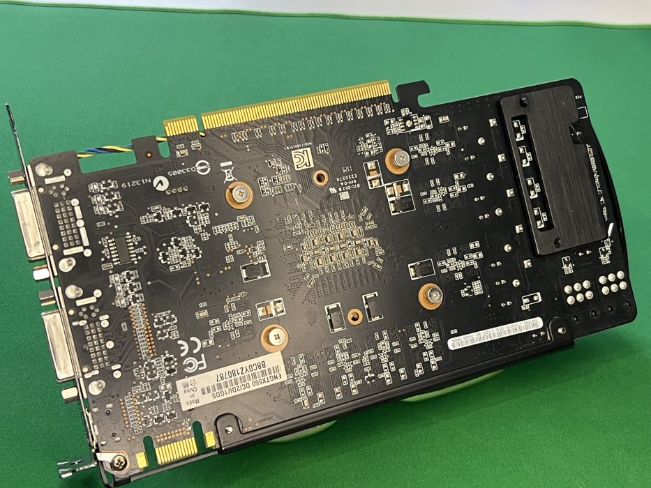 Placa video gtx 560 1gb