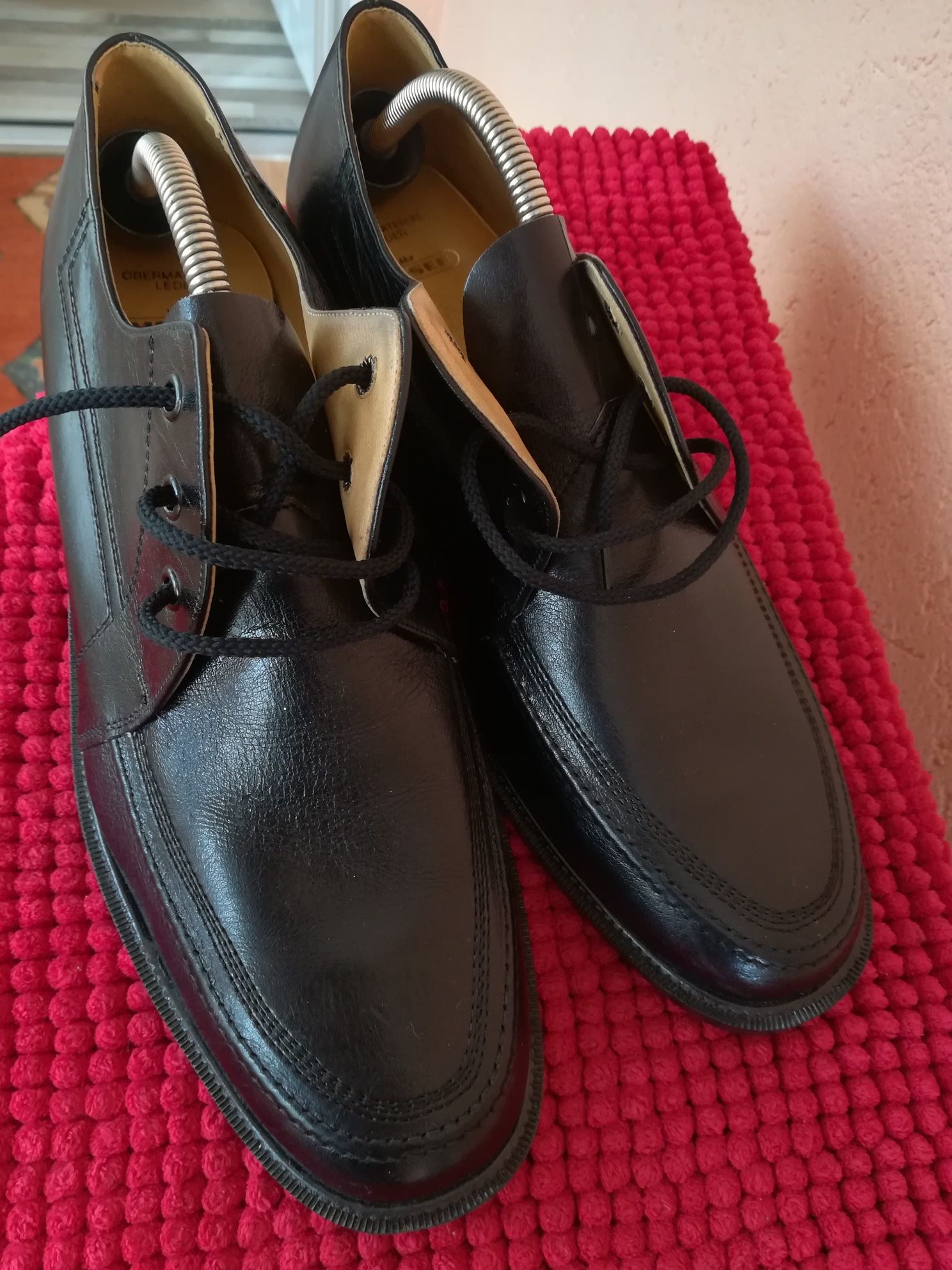 Pantofi noi Astoria piele nr 43