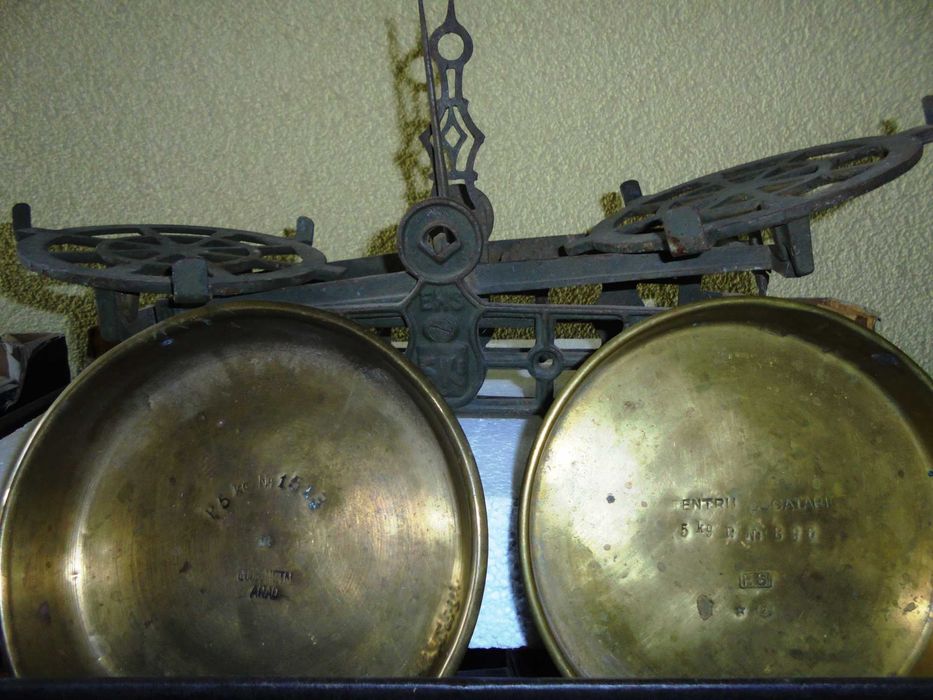 Vand cantar de bucatarie vintage ,decor