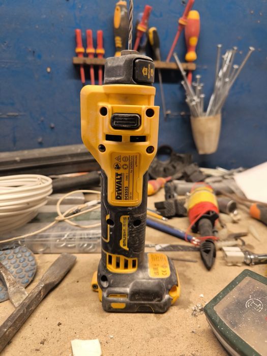 Dewalt dce 555 фреза за гипсокартон
