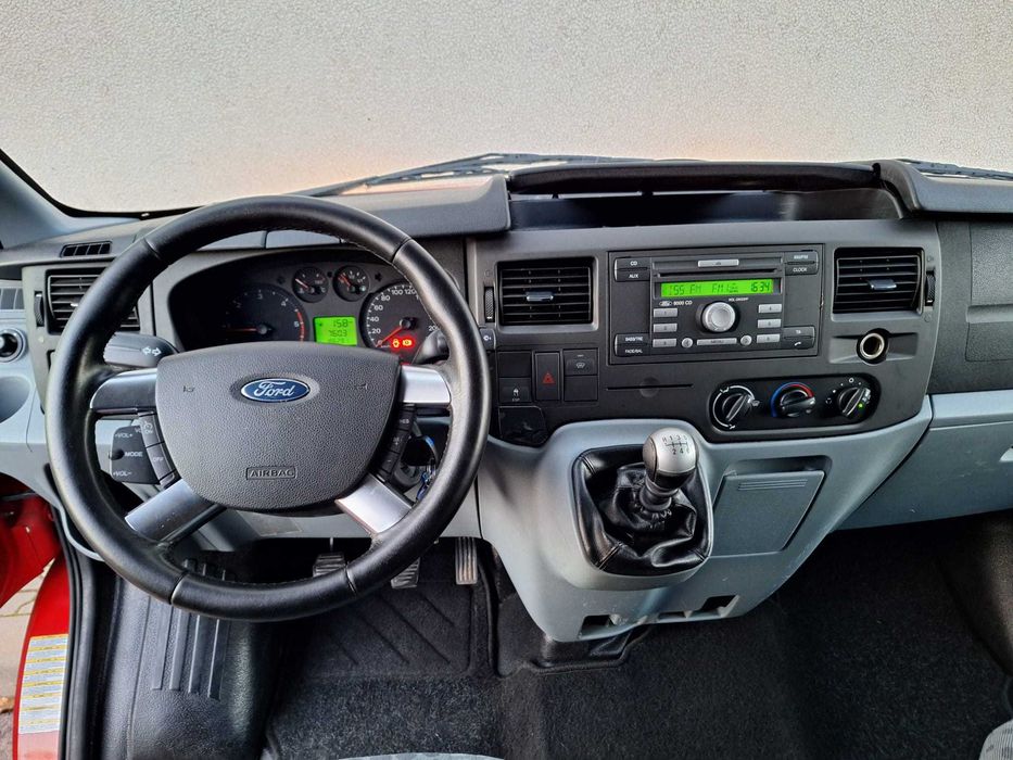 Ford    Transit 2012