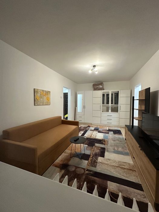 Prima chirie/ apartament 2 camere sector 4 renovat (loc parcare bonus)