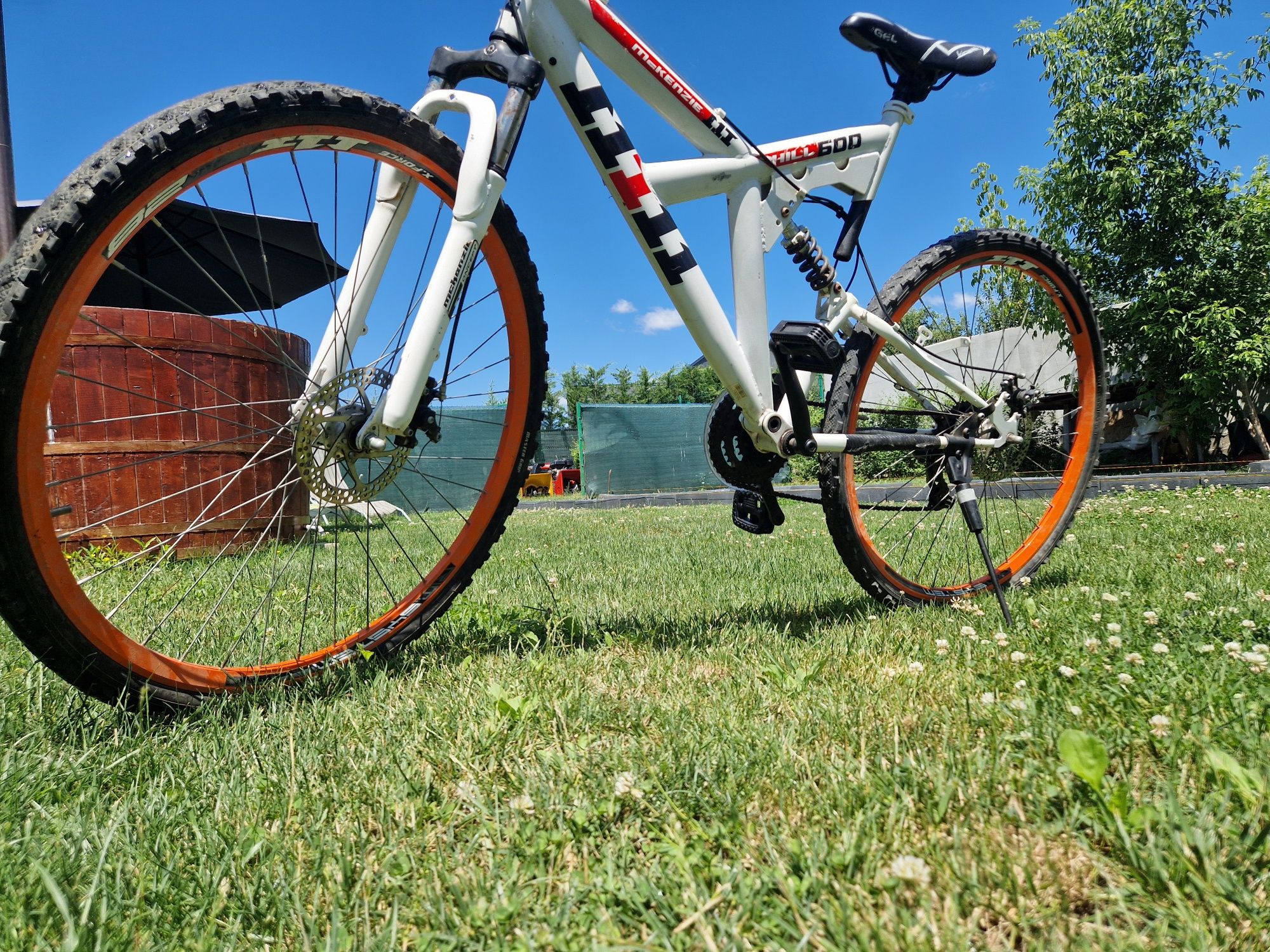 Bicicleta mare roti pe 28