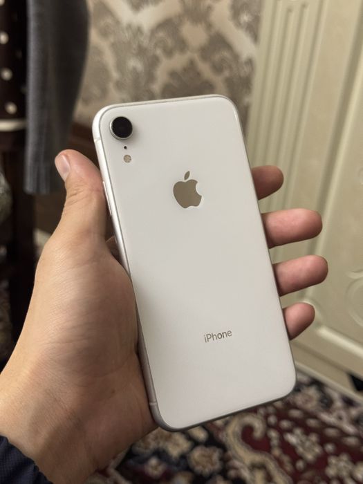 iPhone Xr 128 gb white