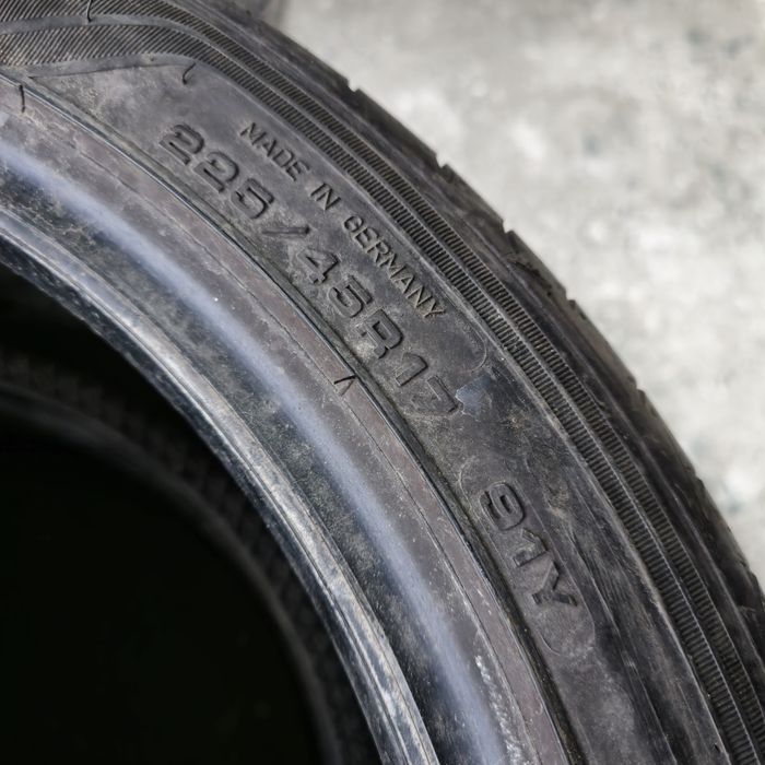 2x 225/45/17 VARA GOODYEAR Stare impecabila