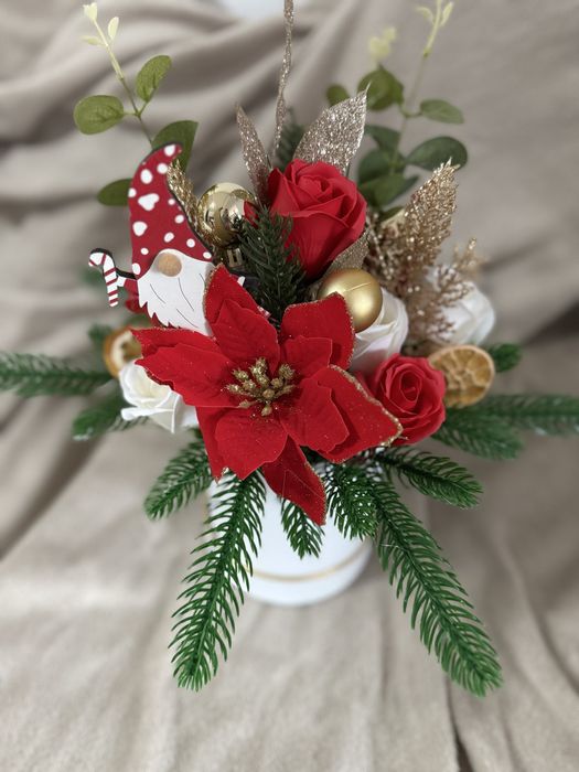 Cutii cu dulciuri si aranjamente pentru Mod Nicolae si Mos Craciun!